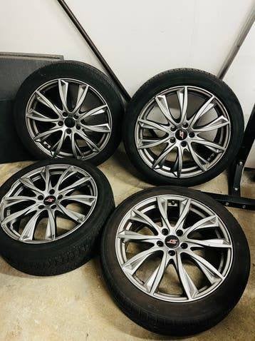 4 velgen st  1 velg schade 17 inch banden ok, Auto-onderdelen, Banden en Velgen, Ophalen, 17 inch, Band(en)