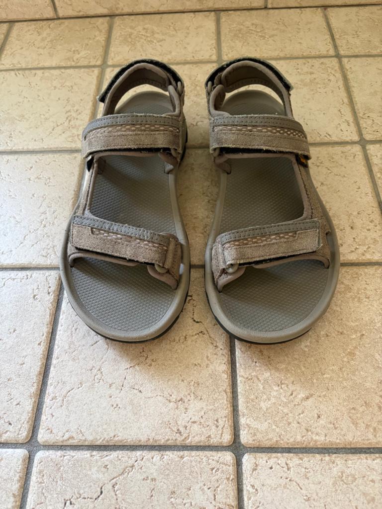 Sandales TEVA, Vêtements | Hommes, Chaussures, Enlèvement, Sandales
