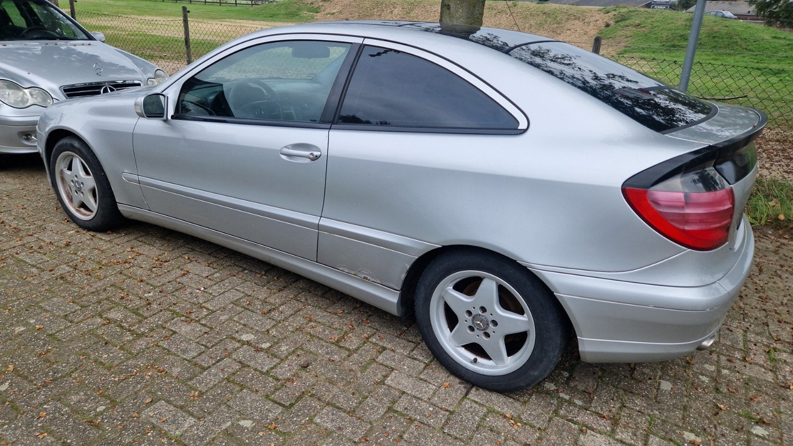 Mercedes C Coupé 2.0 essence pour exportation, croisement ou, Autos, Achat, Particulier, Essence, Coupé