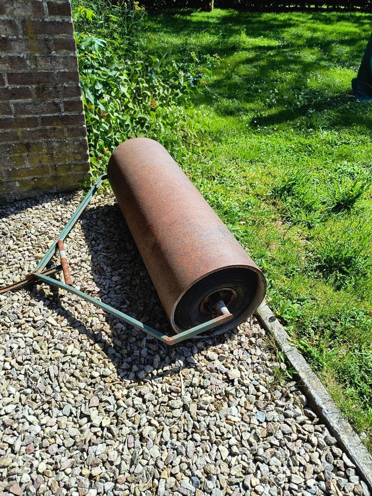 Ancien rouleau avec pneus intégrés, Tuin en Terras, Gras en Kunstgras, Ophalen