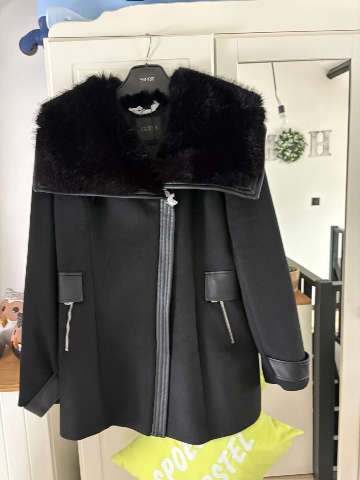 Jas Guess, Ophalen of Verzenden, Nieuw, Maat 46/48 (XL) of groter, Zwart