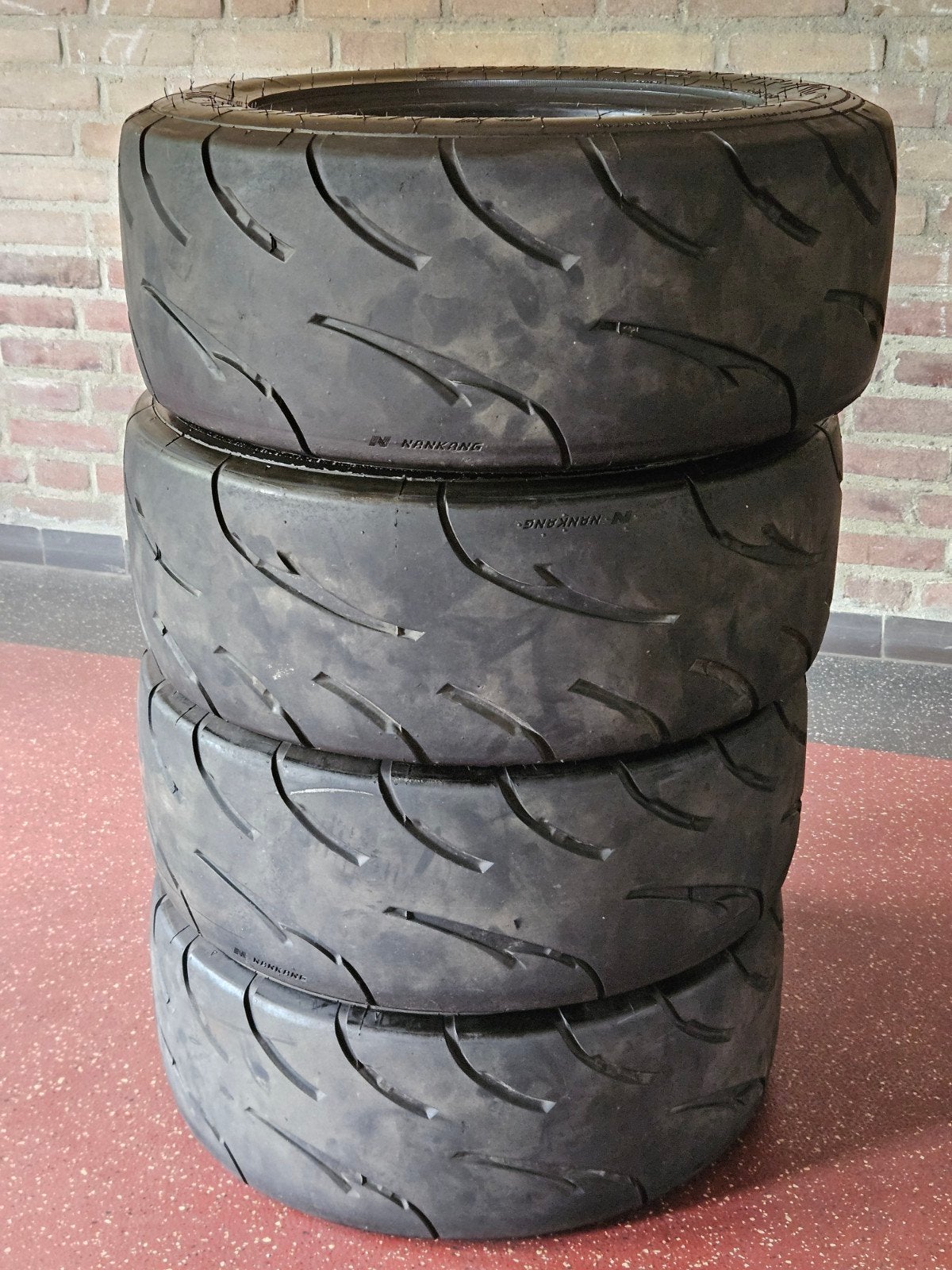 Nankang AR-1 semislicks 205/60 R13, Ophalen, 13 inch, 205 mm, Band(en)