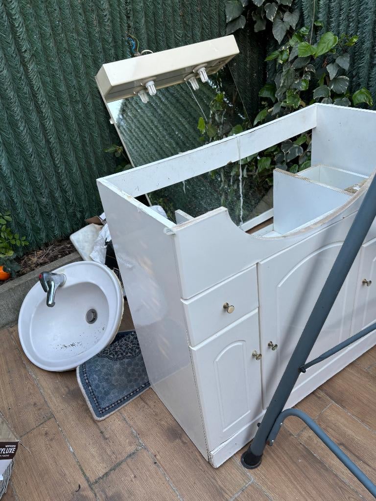 meuble salle de bain, Enlèvement