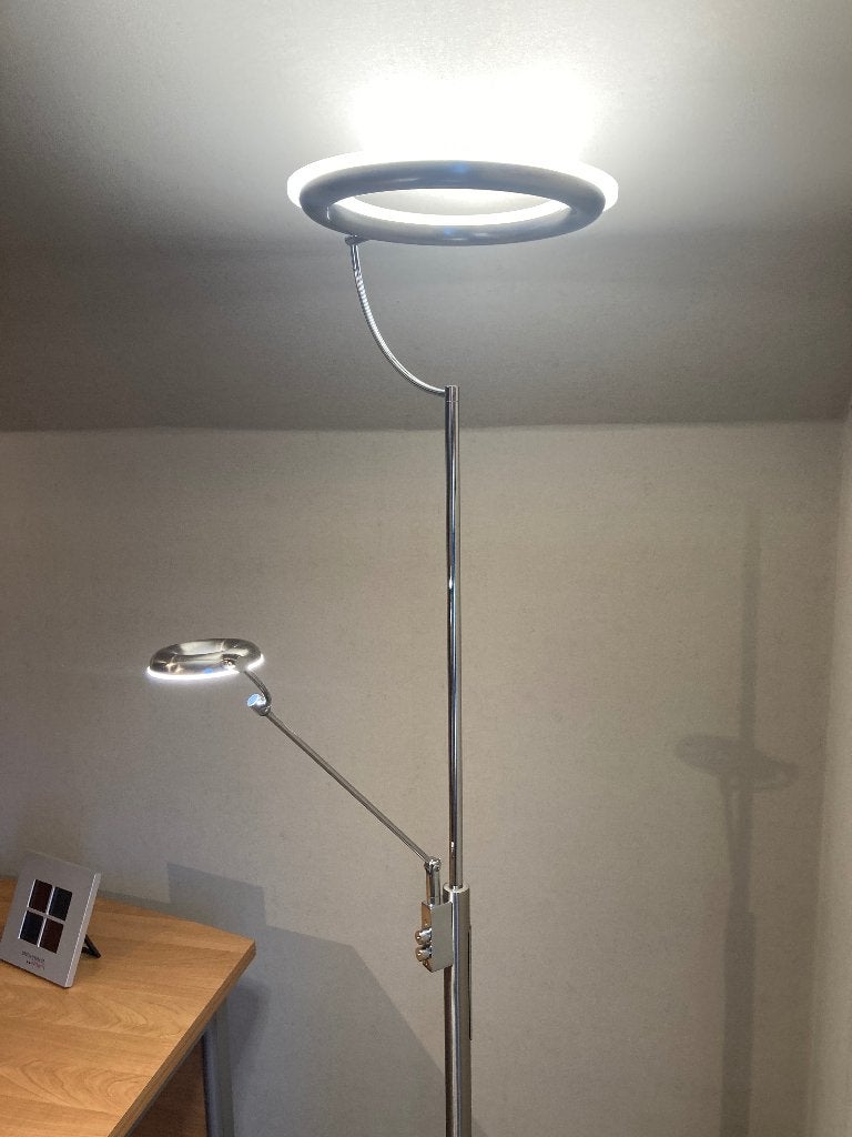 Staande led lamp, vloerlamp, Ophalen, Overige fittingen, Zo goed als nieuw, Metaal