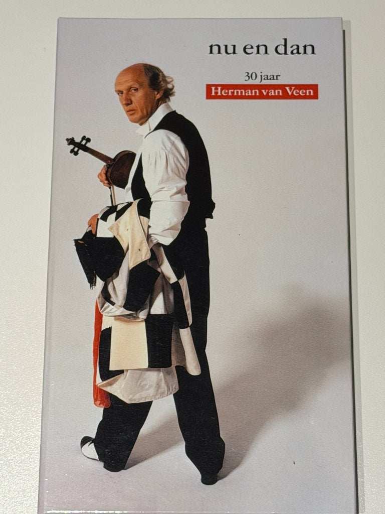 Herman van Veen – Nu En Dan (30 Jaar Herman Van Veen) 4-CD, Cd's en Dvd's, Cd's | Nederlandstalig, Ophalen of Verzenden, Gebruikt