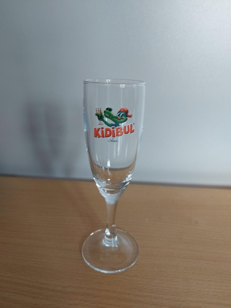 Flûte Kidibul, Enlèvement ou Envoi, Verre
