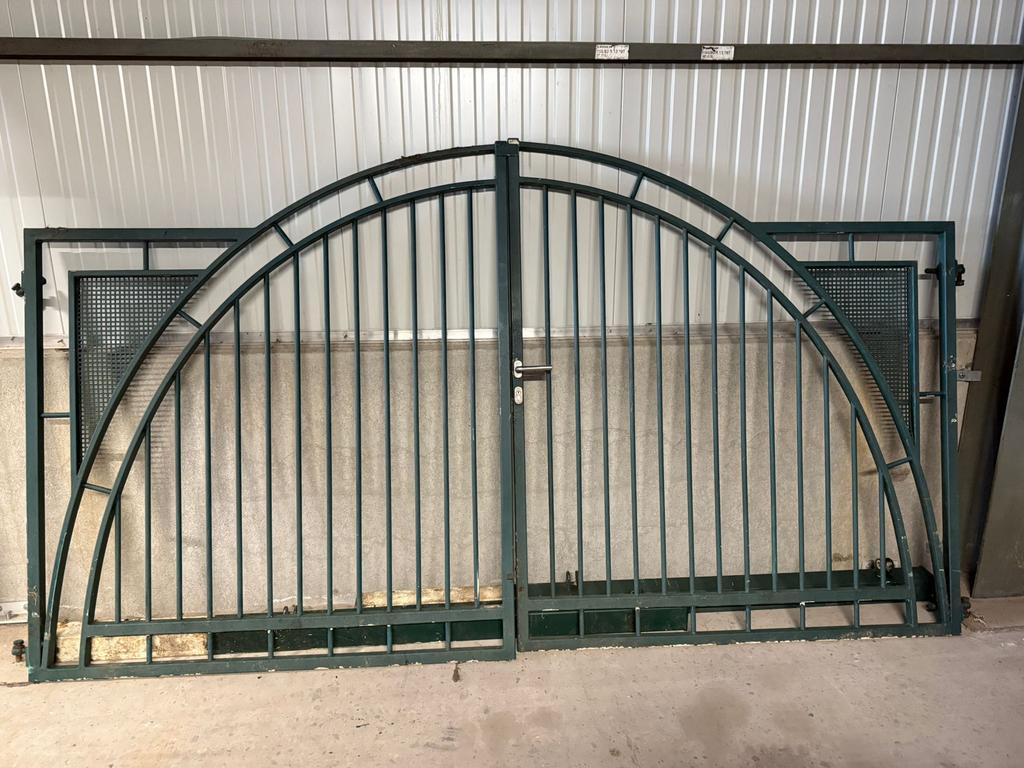 Metalen poort 3m20 breedte tussen palen, Jardin & Terrasse, 200 cm ou plus, Portail battant, 150 à 200 cm, Enlèvement