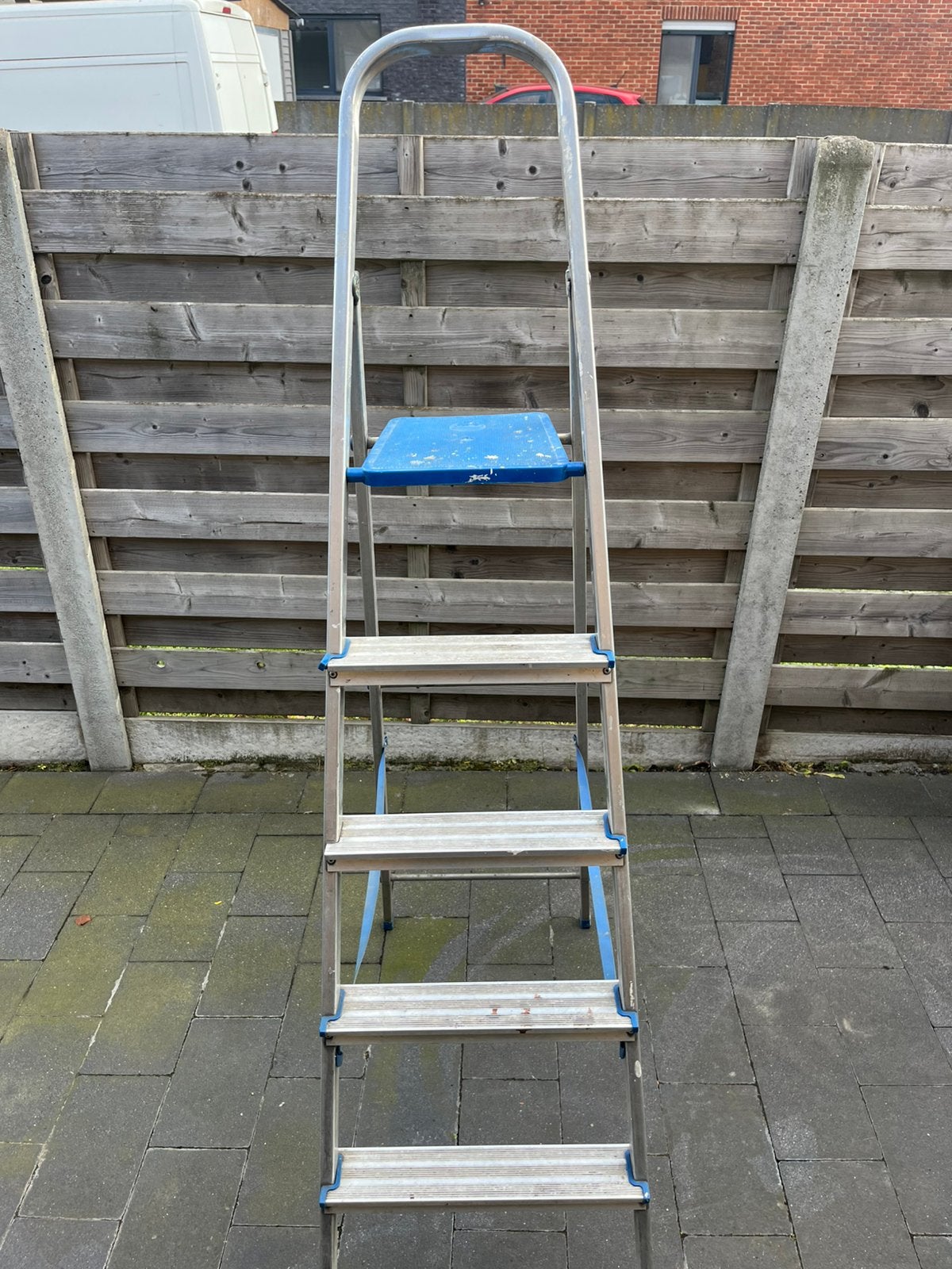 Trapladder 2m 6 treden van Solide, Ophalen, Gebruikt