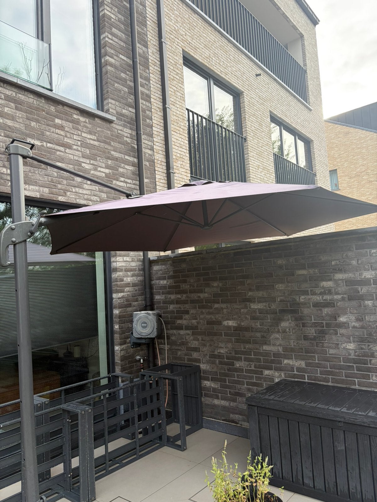 Grand parasol, Tuin en Terras, Zonneschermen, Ophalen, Zo goed als nieuw