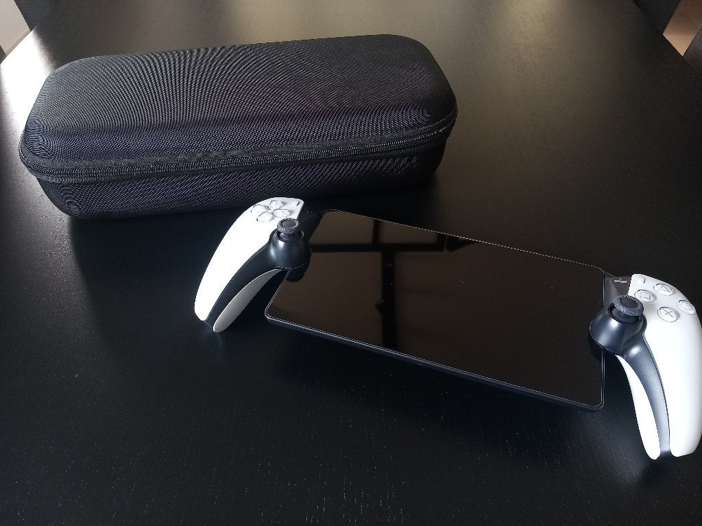 PS Portal (met beschermhoes en screen protector), PlayStation 5, Overige typen, Ophalen of Verzenden, Zo goed als nieuw