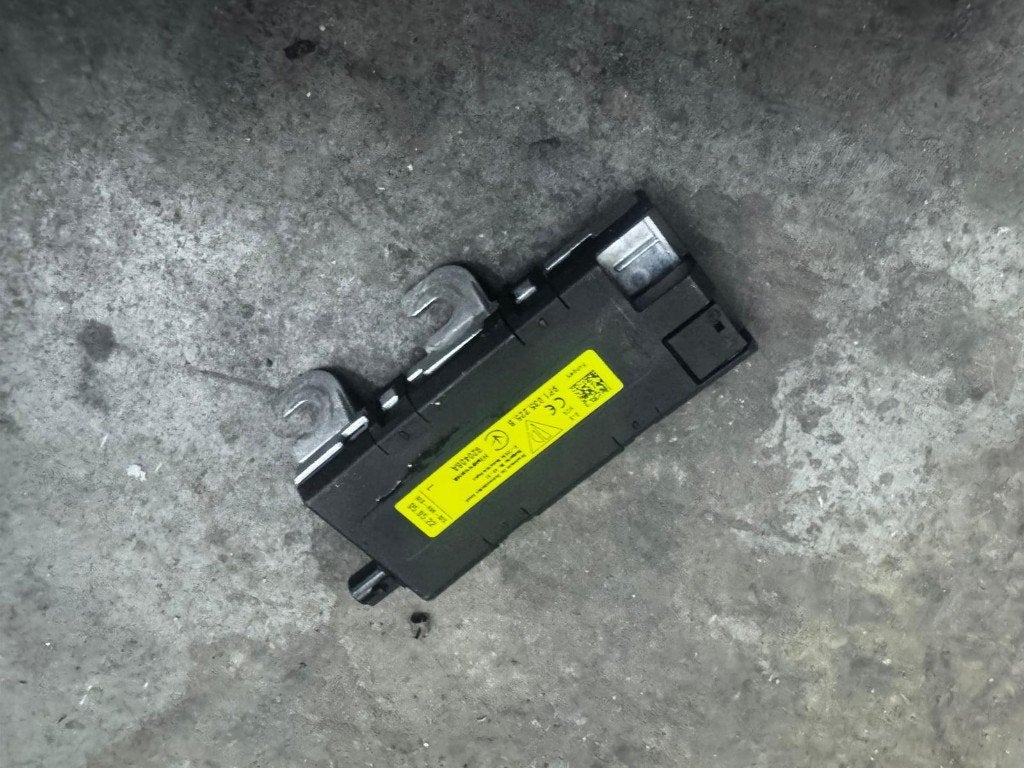 Porsche 911 991/718/982 antenneversterker, Ophalen, Gebruikt, Porsche