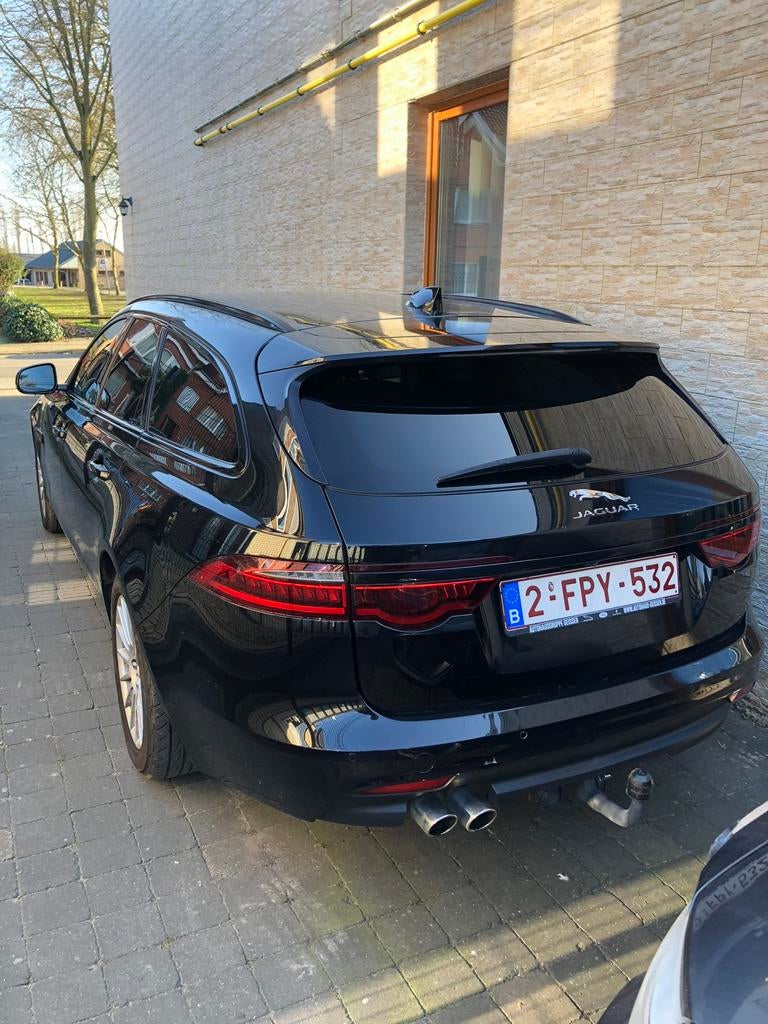 Jaguar XF 2018 2.0 D sportbrake full black, Zwart, 5 deurs, Particulier, USB