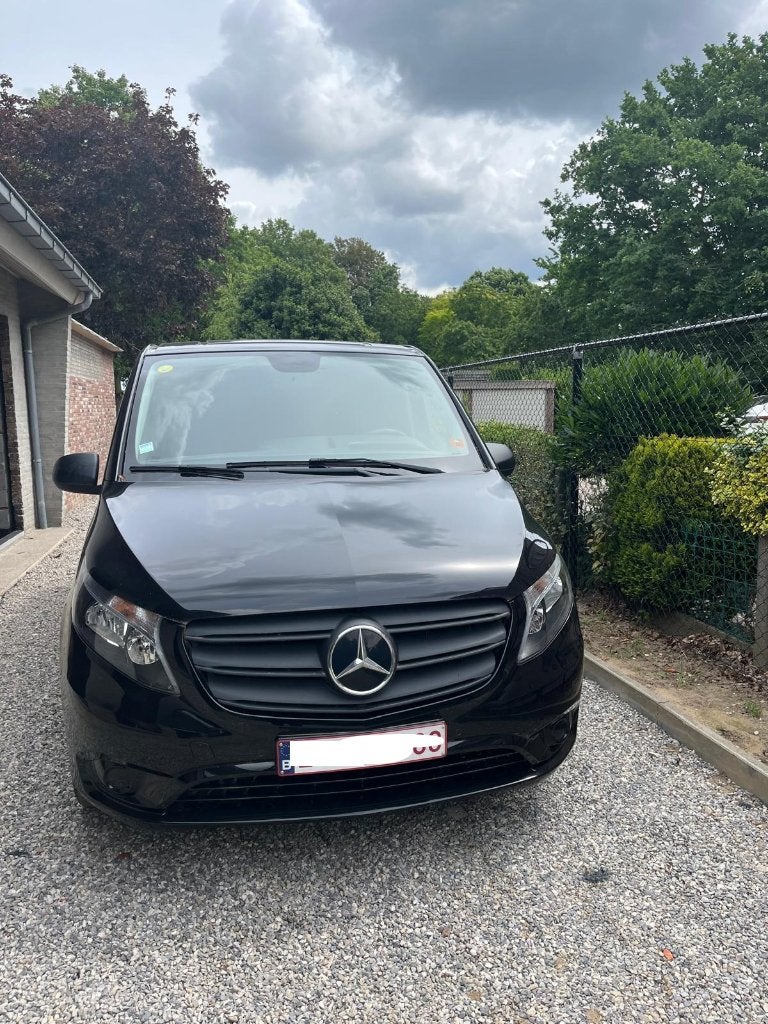 Vito Tourer - Lichte vracht - 5 zitpl - trekhaak - 2L, Auto's, Monovolume, Euro 6, Zwart, Grijs