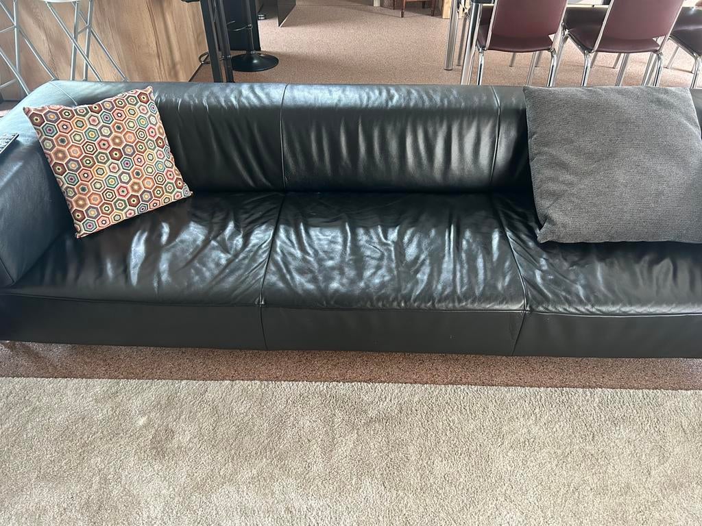 Zwart leder salon (driezit en 2x eenzit), Ophalen, 250 tot 300 cm, Gebruikt, Driepersoons
