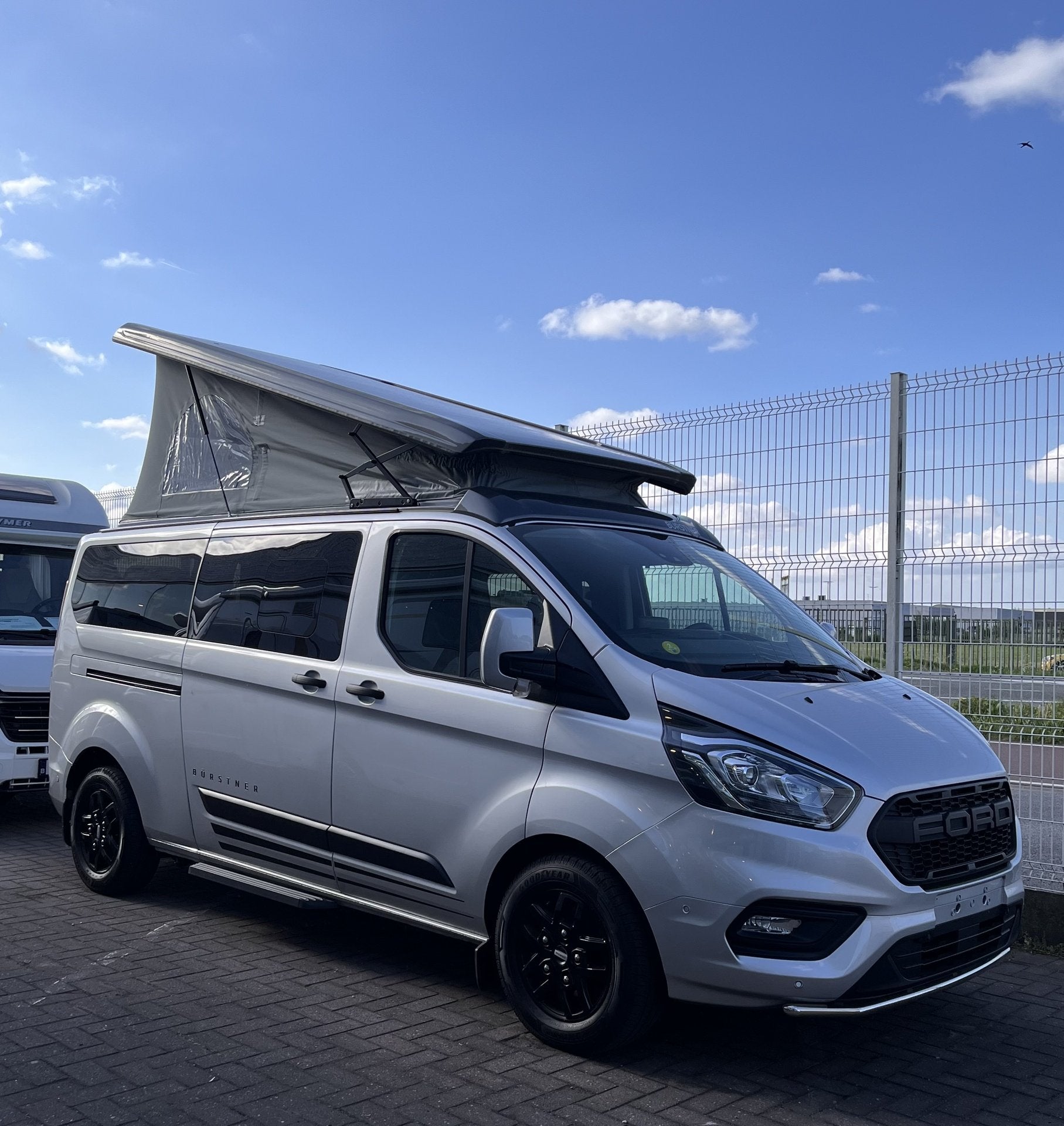 Bürstner Copa C530 (bj 2024), 4 zetels, Gebruikt, Overige kleuren, 130 pk