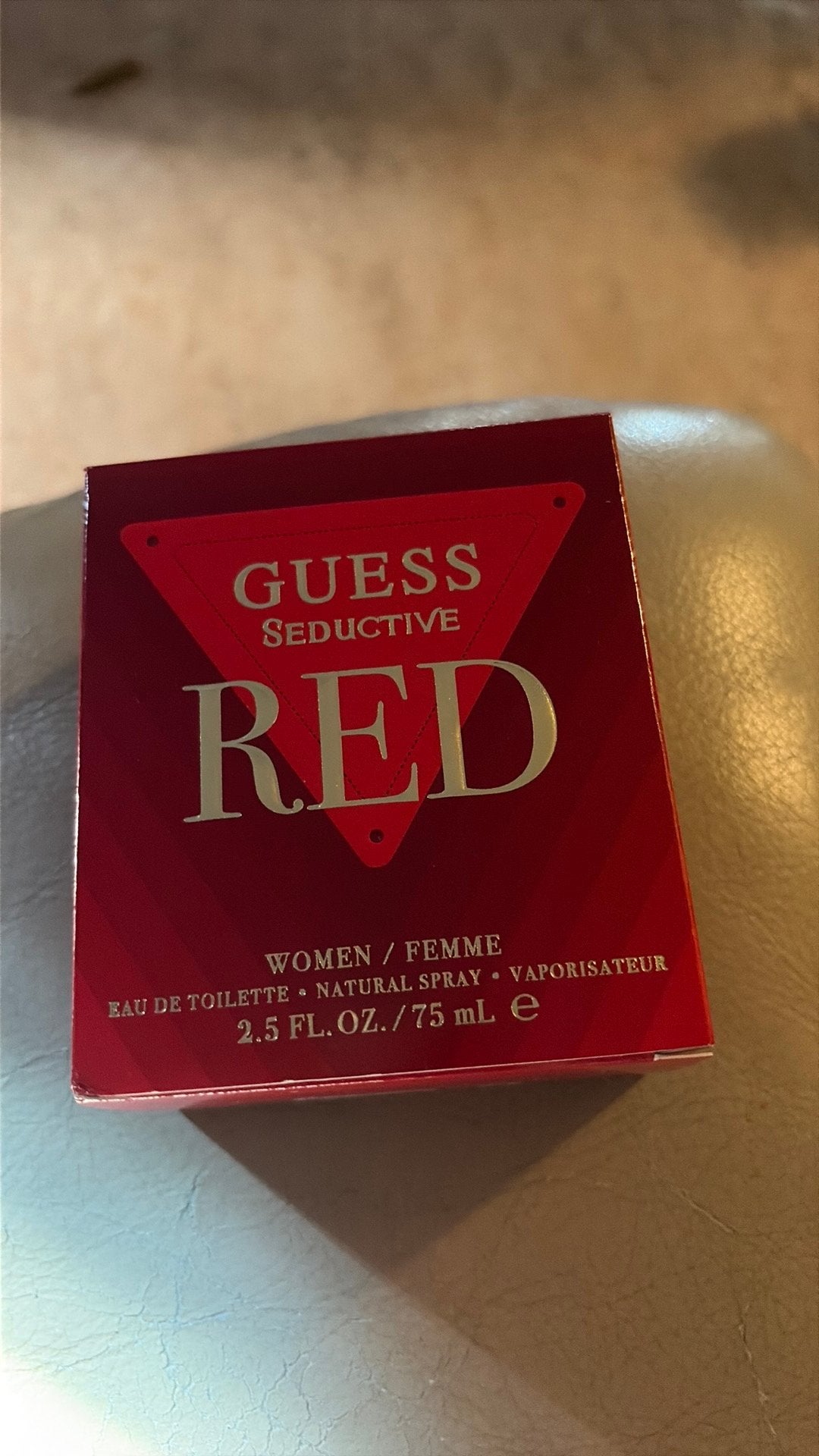 Parfum red Guess, Ophalen, Zo goed als nieuw