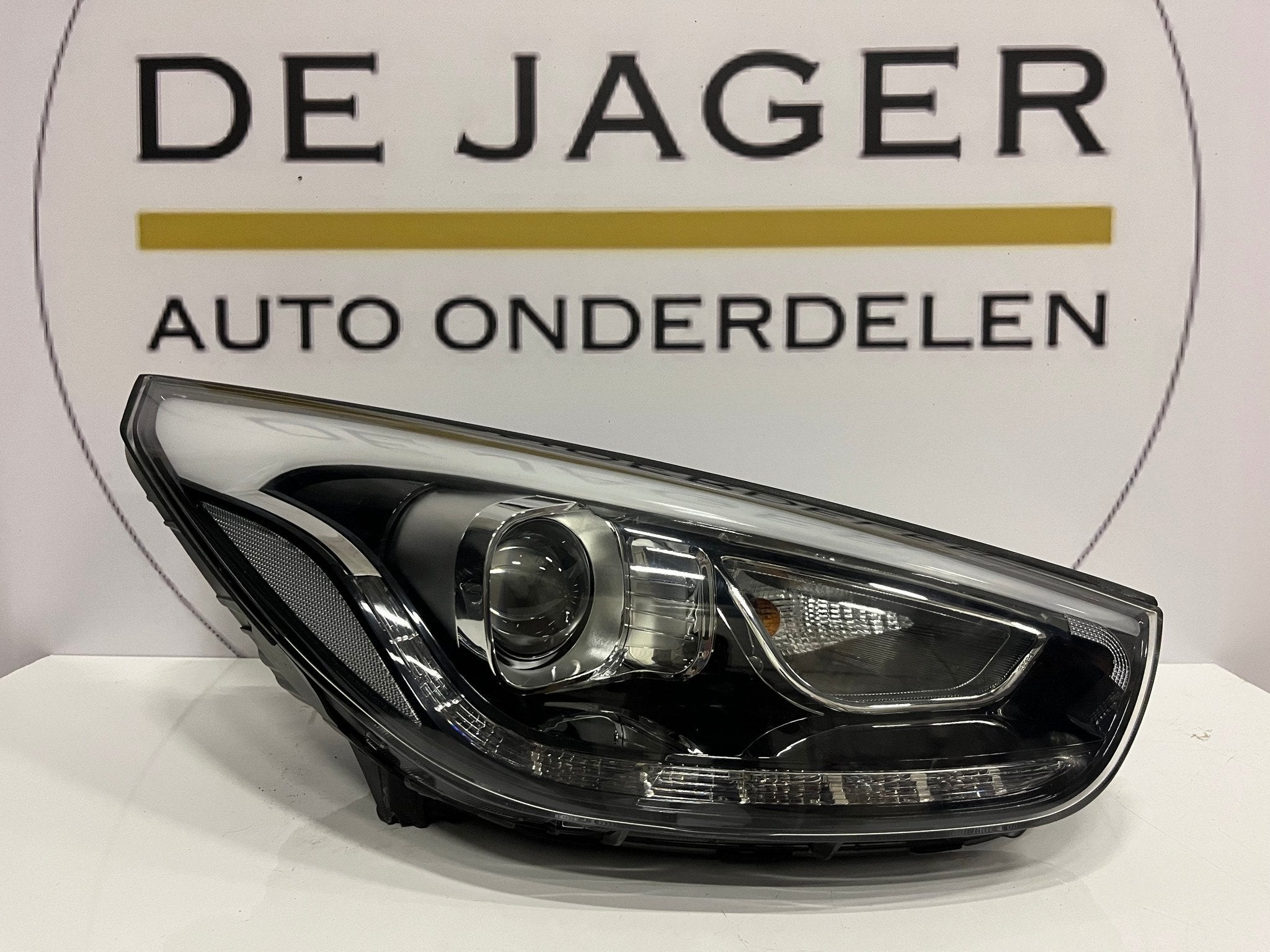 HYUNDAI IX35 FACELIFT LED KOPLAMP RECHTS COMPL 92102-2SXXX, Auto-onderdelen, Gebruikt, Heolleung-ro 12
06797  Seoul, Info@hyundai.com
