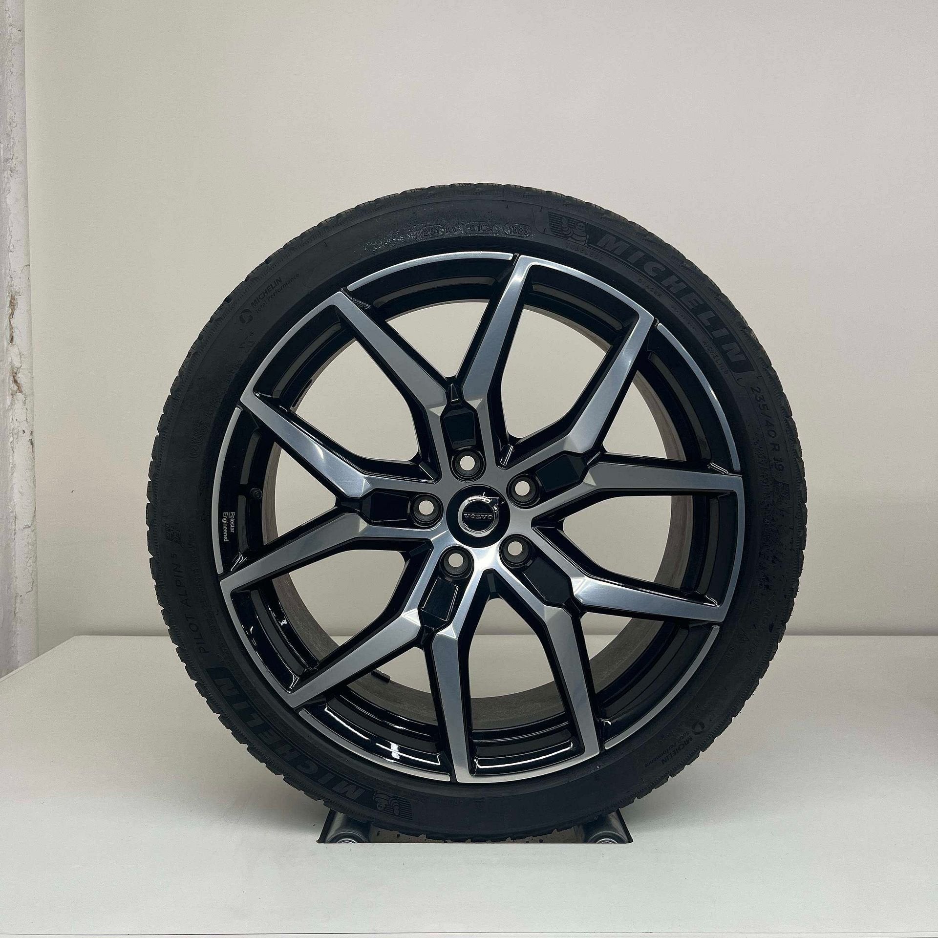 Volvo S60/V60 - 19 inch - winterbanden, Pneus et Jantes, Pneus hiver, Enlèvement ou Envoi, Véhicule de tourisme