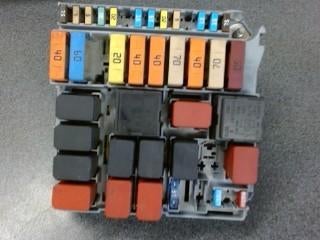 Boitier fusibles Alfa Roméo Mito 1.3JTD 70kw 51781452 (527), Ophalen, Gebruikt