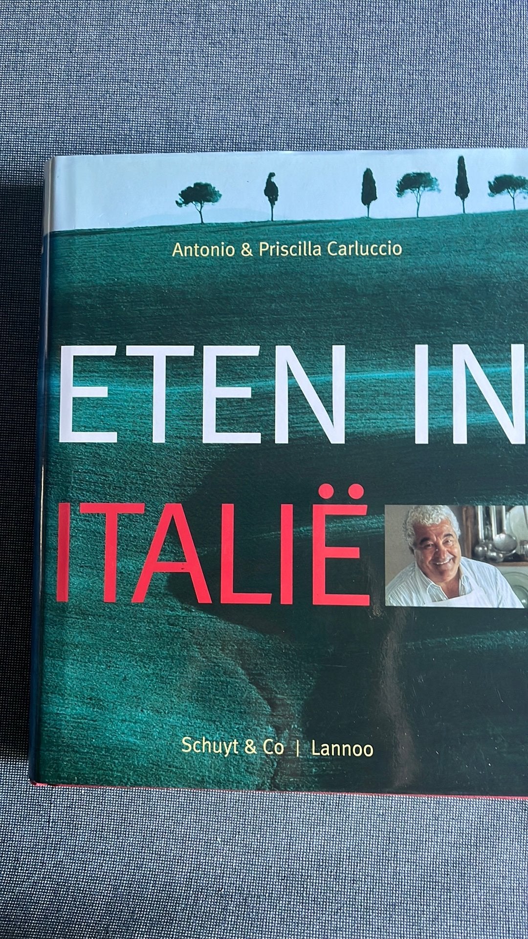 Eten in Italië: Antonio & Priscilla Carluccio (1999), Boeken, Kookboeken, Ophalen of Verzenden, Zo goed als nieuw, Italië