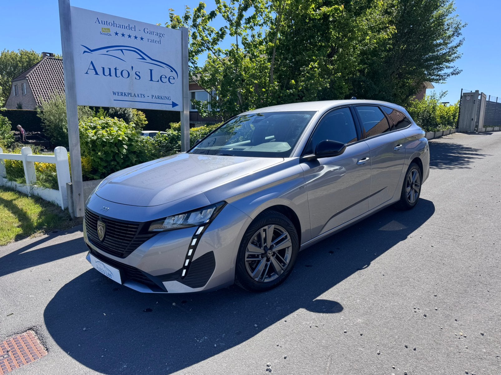 Peugeot 308 SW 1.2/nieuwstaat/1 Eigenaar/carplay/lane Ass/, Auto's, 1199 cc, 5 deurs, 3 cilinders, Lane Keeping Assist