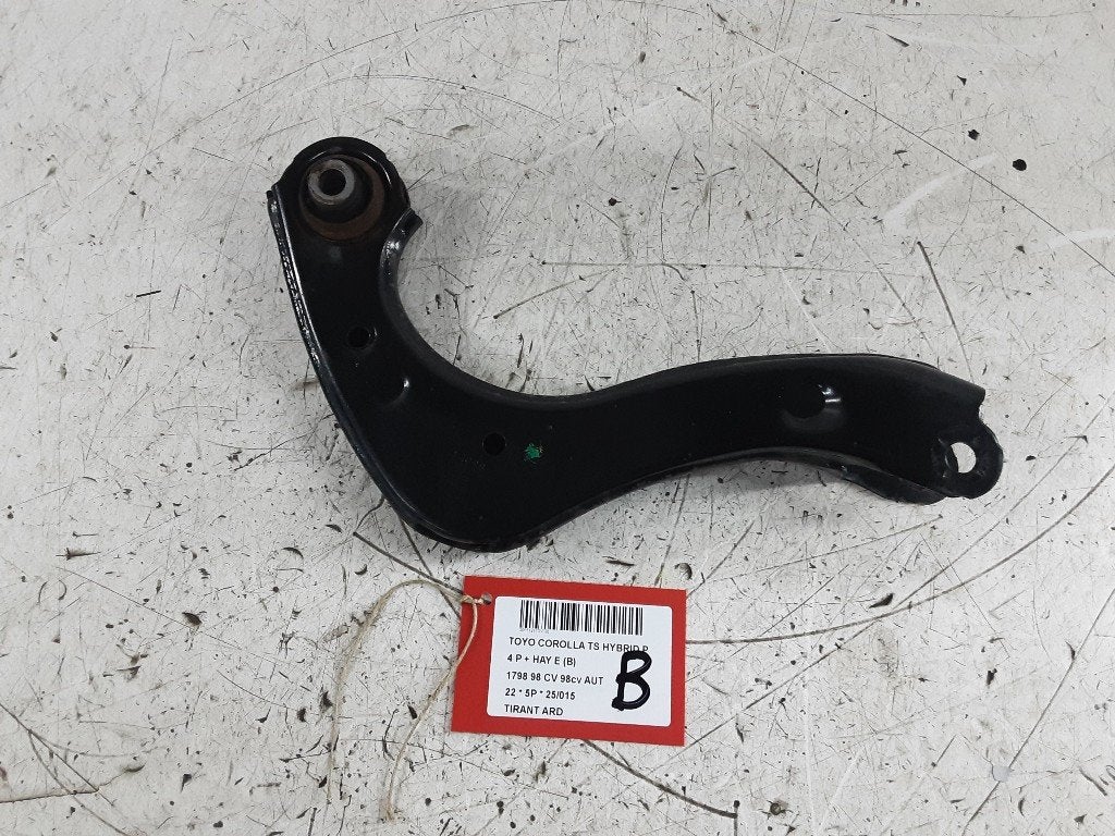 REACTIESTANG RECHTS ACHTER Toyota Corolla (E21) (1Z09B), Gebruikt, Mevr. I. Hauben, Toyota, Rue de l'Espoir 34 34
4030  GRIVEGNÉE, BE