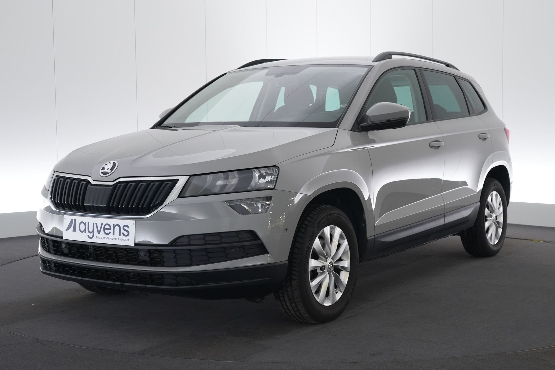 (1YWZ296A) SKODA KAROQ, Argent ou Gris, Achat, Entreprise, https://public.car-pass.be/vhr/b0053994-2613-4e90-bfb3-fc6e67c22cd3