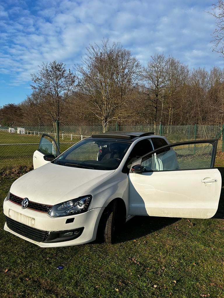 Volkswagen polo 1.6 tdi r-line 2013 keuring vvk, Auto's, Voorwielaandrijving, Euro 5, Stof, 1600 cc