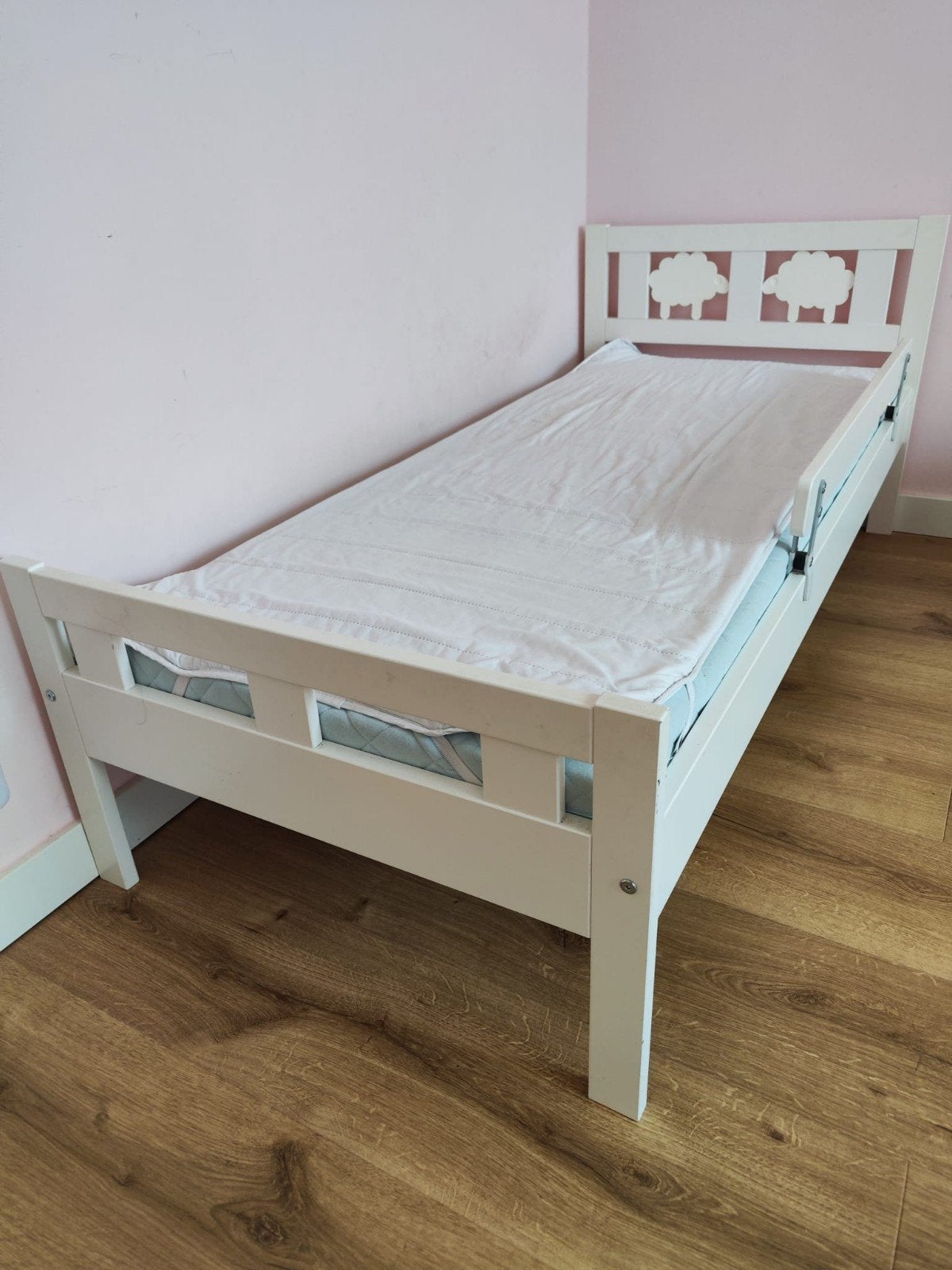 Lit pour tout-petit Ikea KRITTER avec matelas, Enlèvement, Matelas