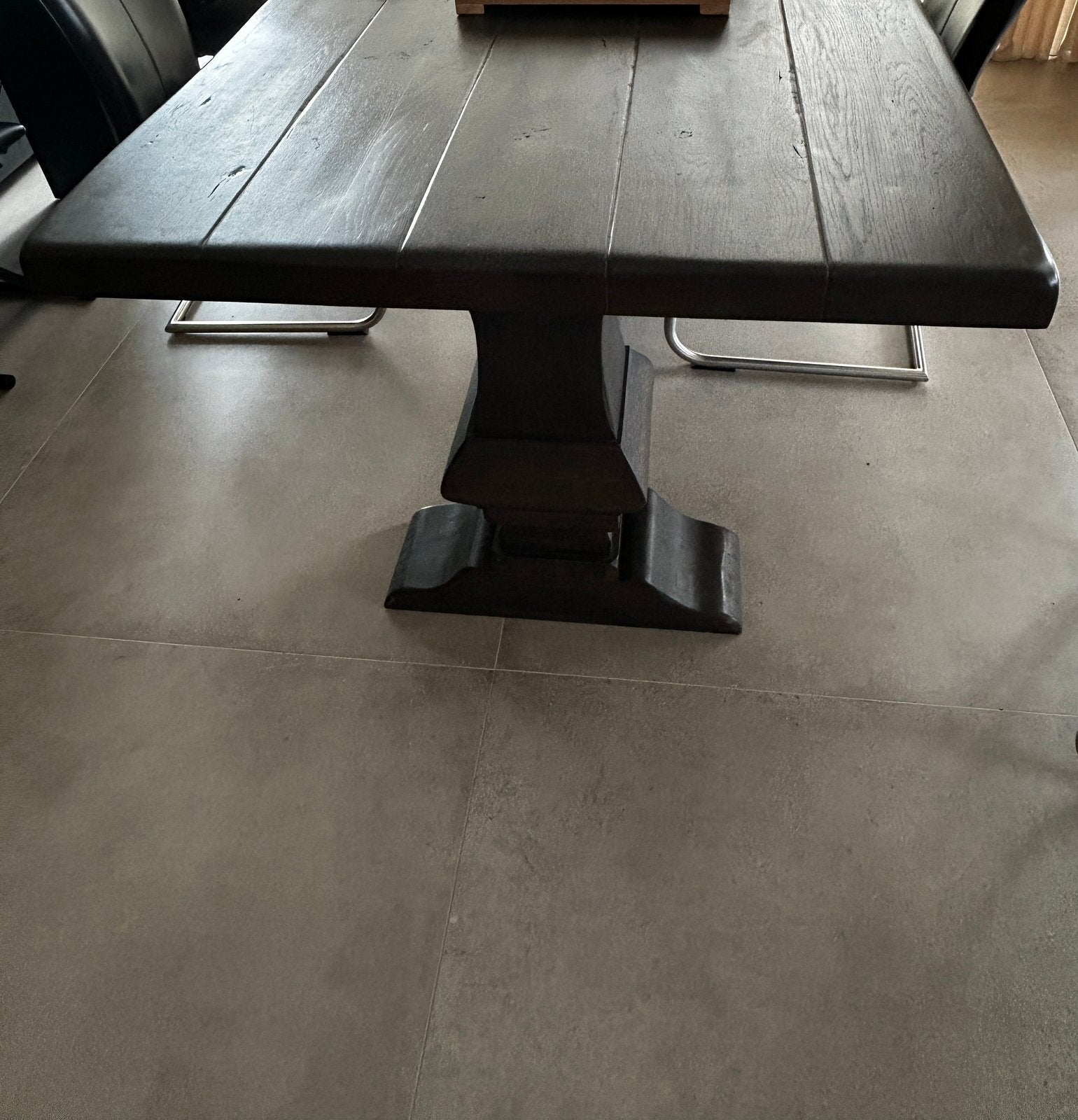 Tafel (massief eik) en zes stoelen (echt leer), Huis en Inrichting, Ophalen, 100 tot 150 cm, Eikenhout, 200 cm of meer