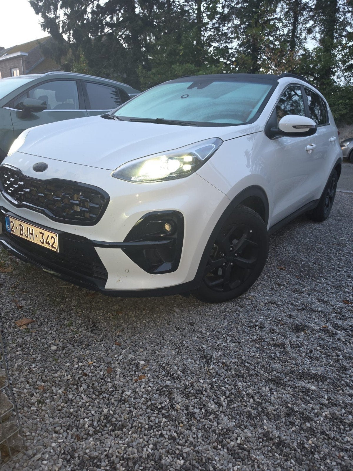kia sportage, Autos, 100 kW, Euro 6, Entretenue par le concessionnaire, Noir