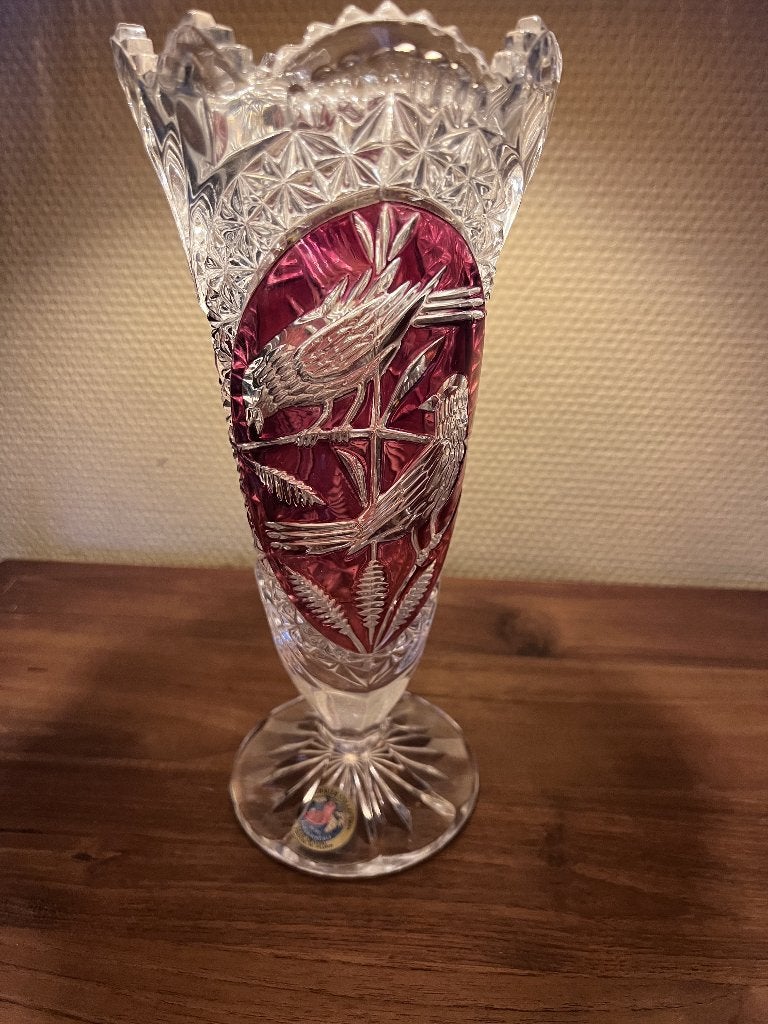 Robijnrode kristallen vaas Hofbauer Byrdes, Ophalen