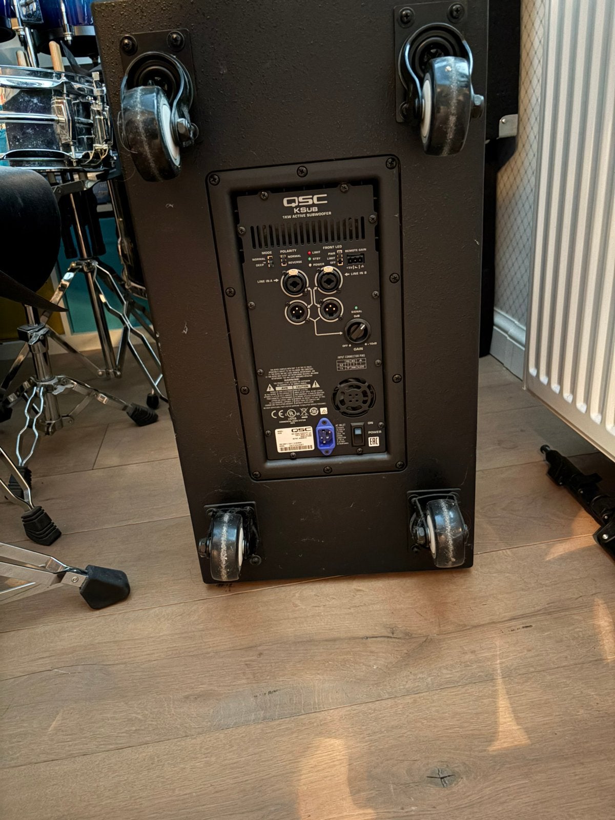 QSC KSub actieve PA Subwoofer, Audio, Tv en Foto, Luidsprekerboxen, Ophalen, Zo goed als nieuw, Subwoofer