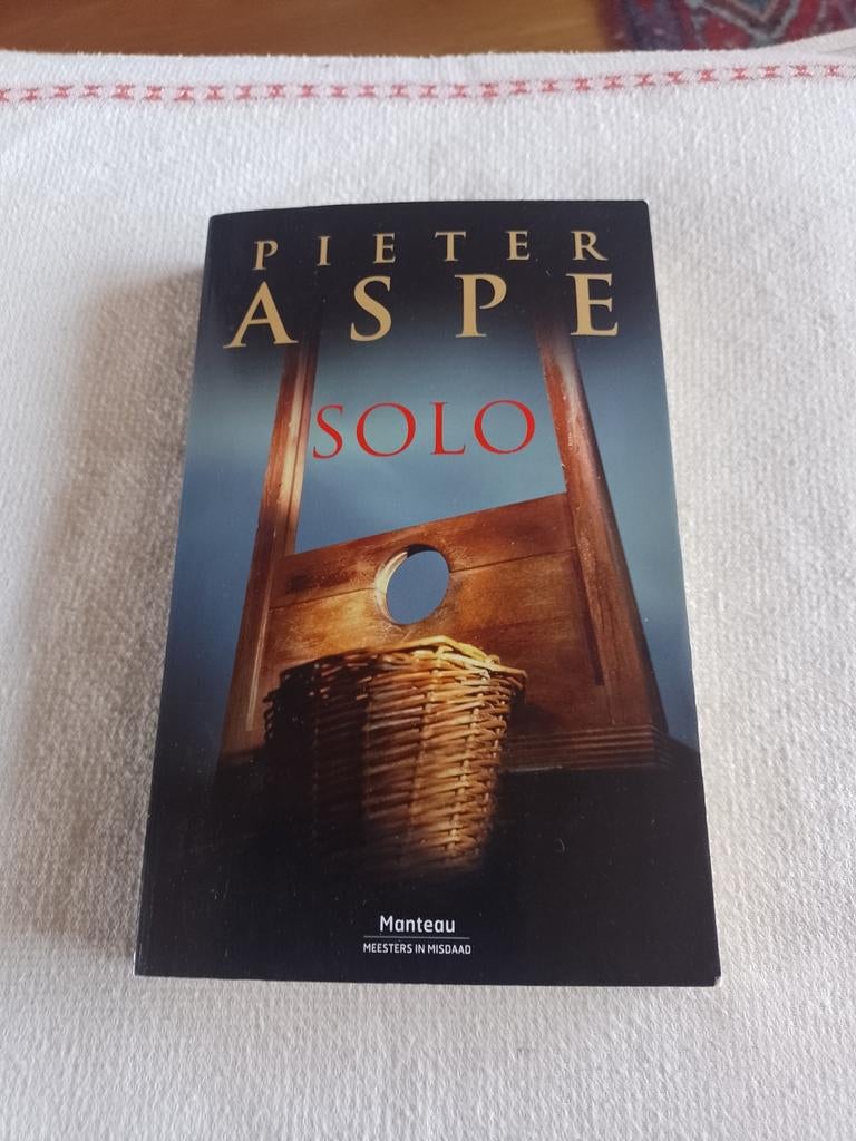 Pieter aspe solo. Poket, Enlèvement ou Envoi, Comme neuf