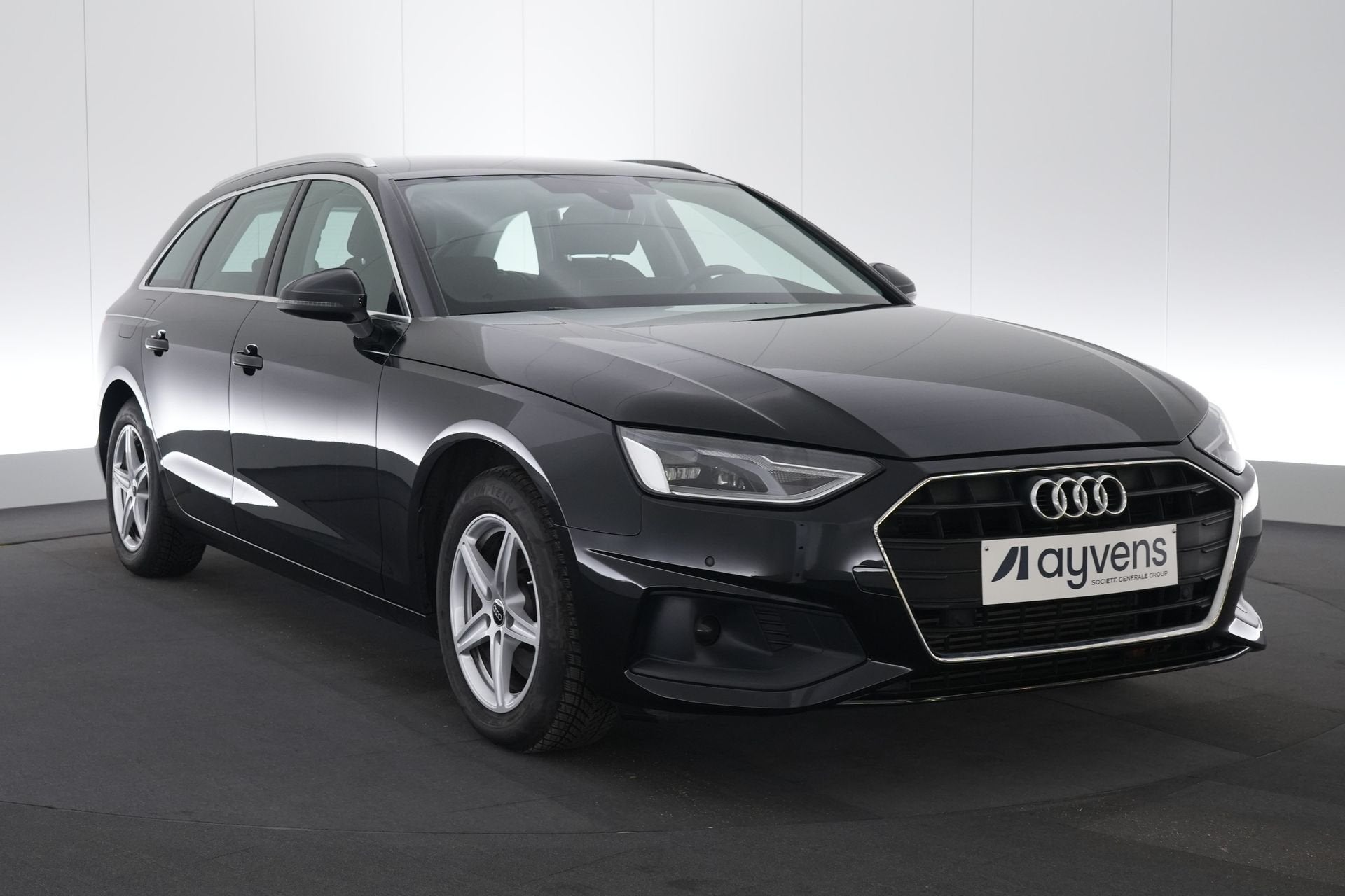 (2ENA803) AUDI A4 AVANT, Auto's, https://public.car-pass.be/vhr/602d7cab-e1b5-480c-b173-b51244226b94, Stof, Gebruikt, 110 kW