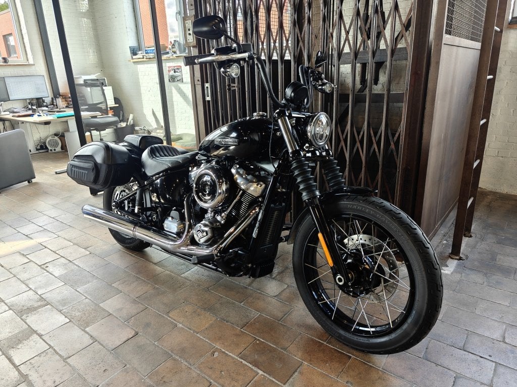 Harley-Davidson SOFTAIL FXBB Street Bob, Motoren, Harley-Davidson, Meer dan 35 kW, Overig, 1923 cc