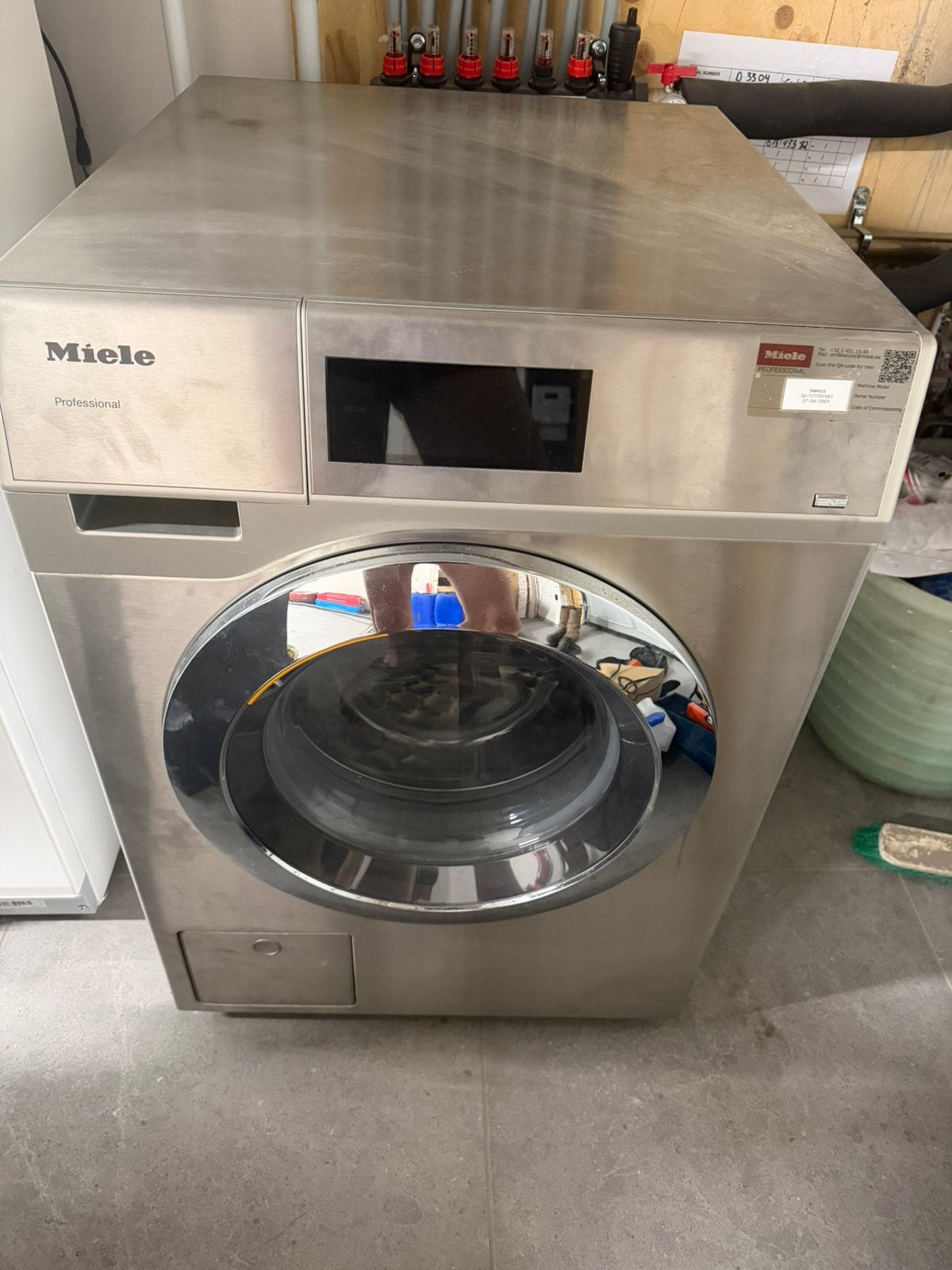 Miele industriële wasmachine 8 kg +automatisch doseersysteem, Elektronische apparatuur, Wasmachines, 6 tot 8 kg, Ophalen, Zo goed als nieuw