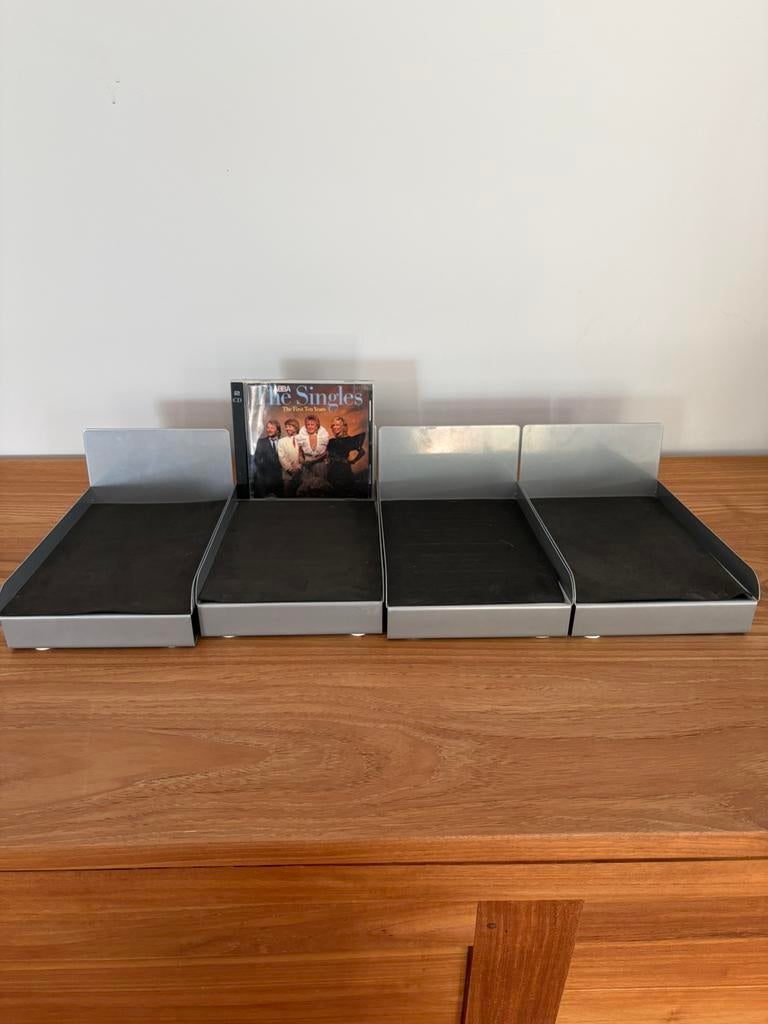 4 cd houders metaal, Ophalen, Zo goed als nieuw, Metaal