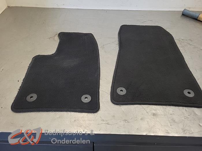 Kit tapis d'un Ford Transit Custom, -, 3 mois de garantie, -, -