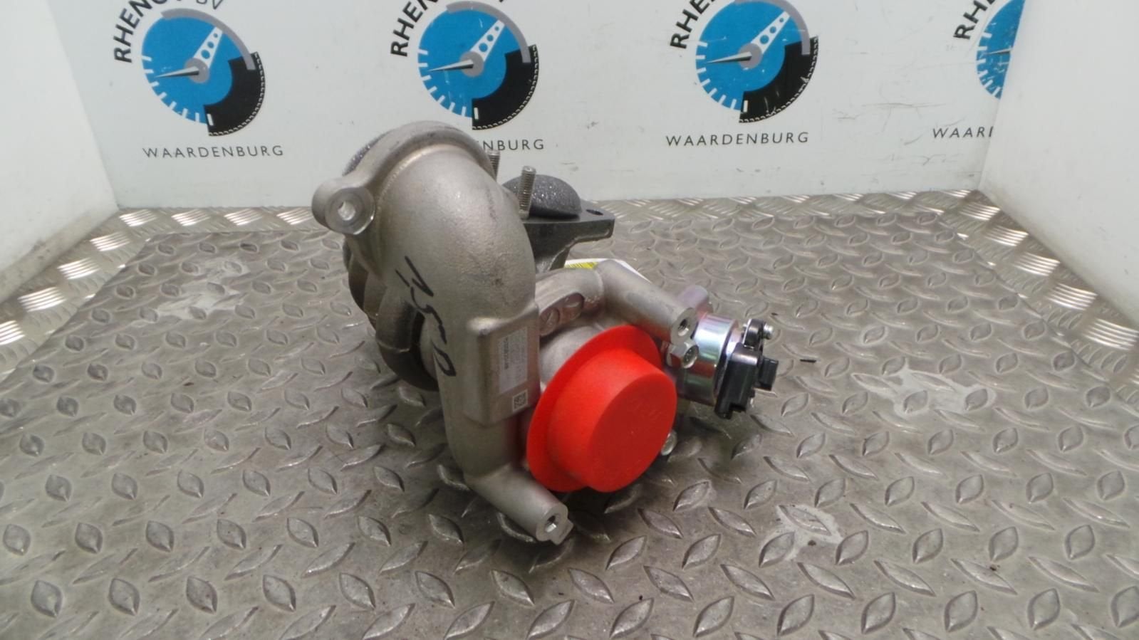 FORD FIESTA TURBO 2015, Ophalen of Verzenden, Gebruikt, Stiba lid