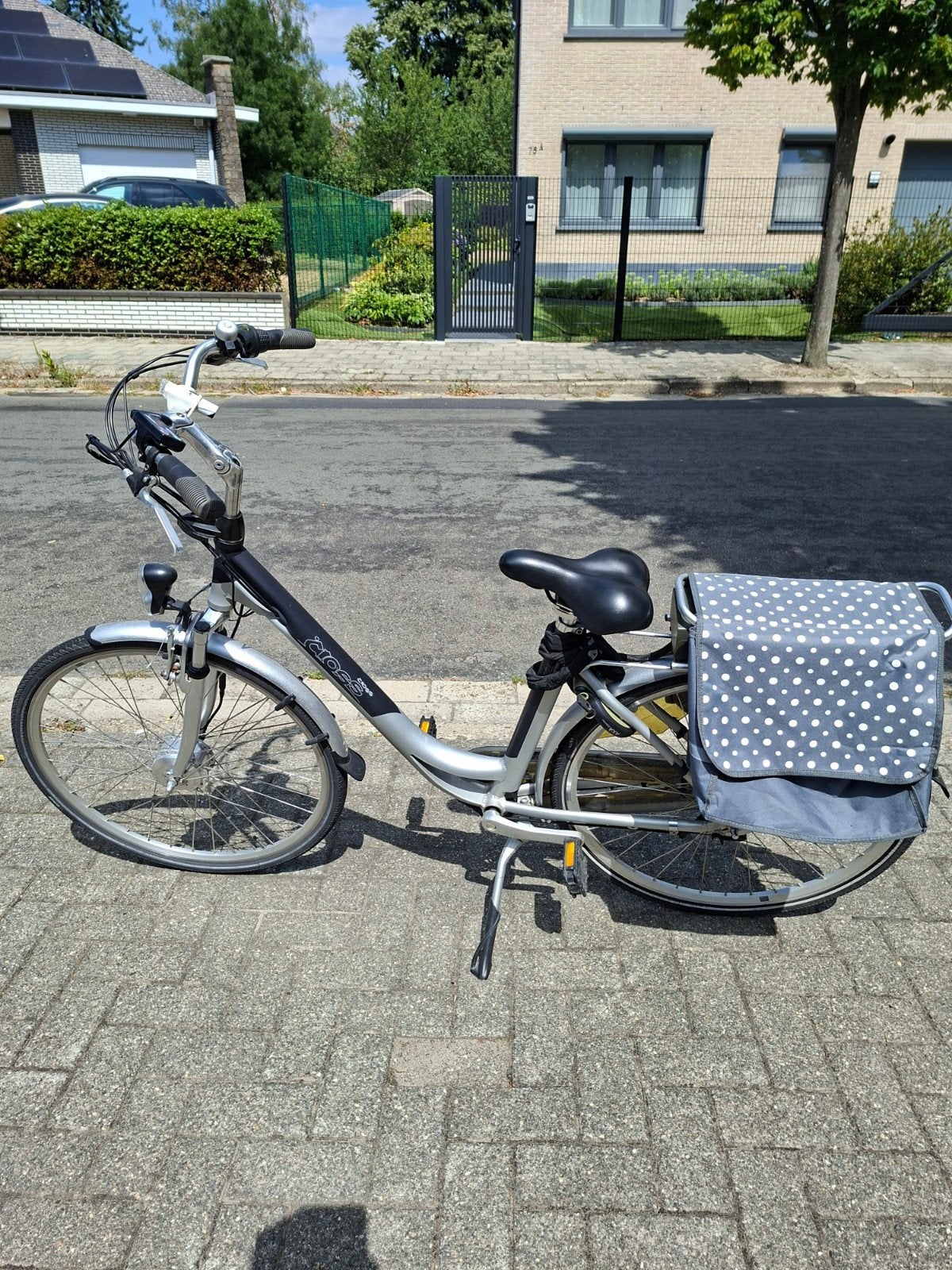 Elektrische fiets, Ophalen, Zo goed als nieuw, Minder dan 30 km per accu