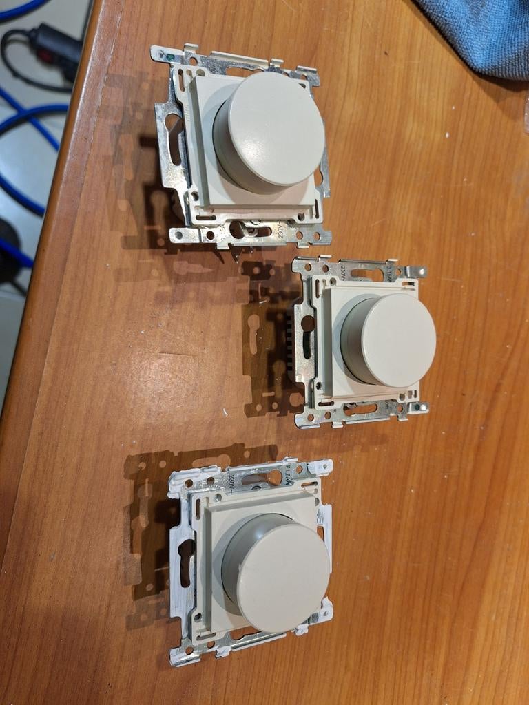 Dimmer Niko, Doe-het-zelf en Bouw