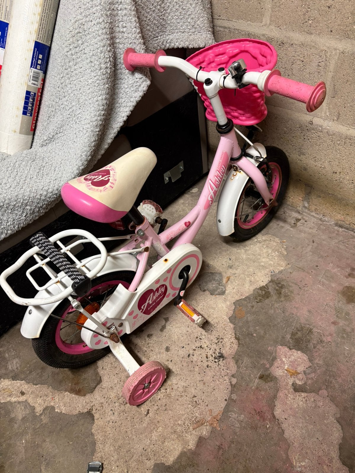Kinderfietsje volare ashley met zijwieltjes, Vélos & Vélomoteurs, Enlèvement, Utilisé, Frein à rétropédalage, Stabilisateurs
