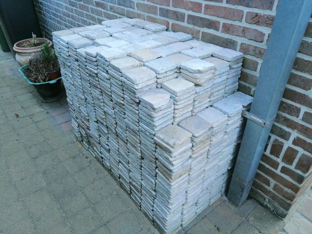 Terrastegels in natuursteen, Enlèvement, Utilisé