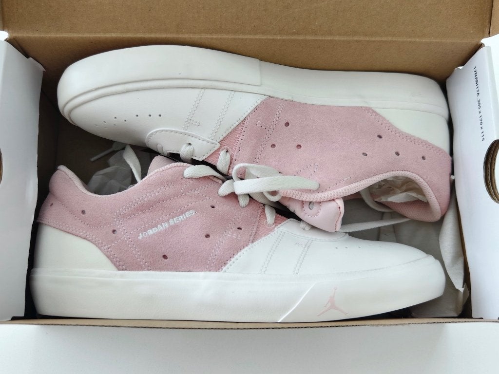 Nike Jordan Series ES Atmosphere Sail Pink Maat 42 Wmns Nwst, Ophalen of Verzenden, Zo goed als nieuw, Jordan, Roze