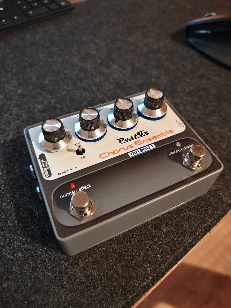 PastFX Chorusset MN3007 — Clone Boss CE-1, Ophalen of Verzenden, Zo goed als nieuw, Chorus