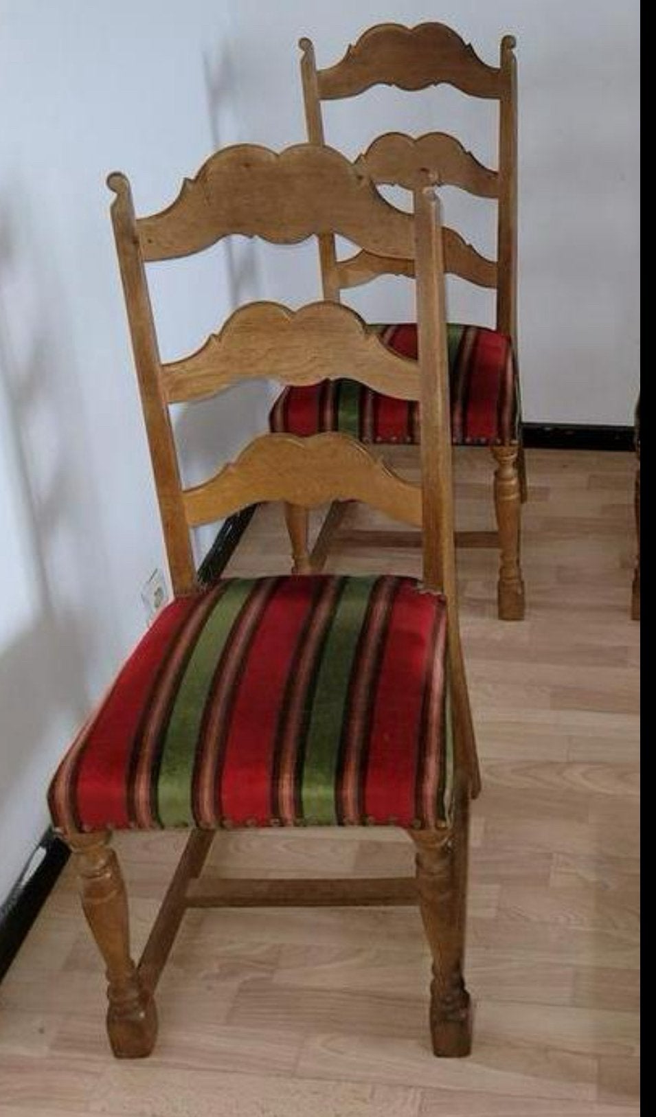 Massief eikenhouten stoelen met gestoffeerd fluwelen zitting, Ophalen