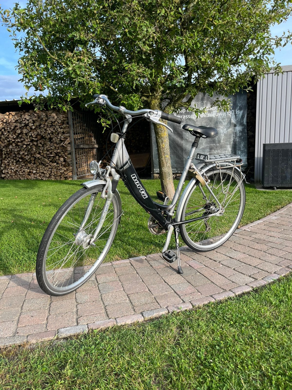 Vélo Norta pour femme, Autres marques, Vitesses, Frein sur jante, Enlèvement