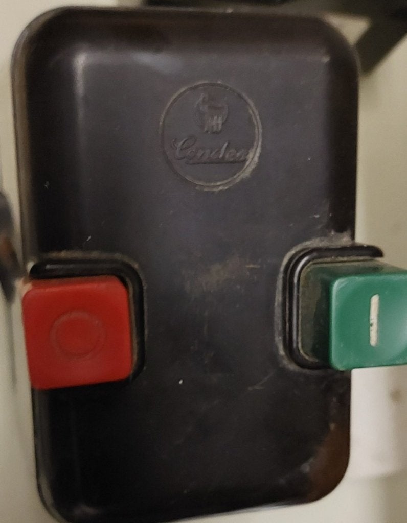 Lot d'interrupteurs Condor en bakélite 380 V (testés) - Rare, Enlèvement ou Envoi, Utilisé, Autres marques, Relais