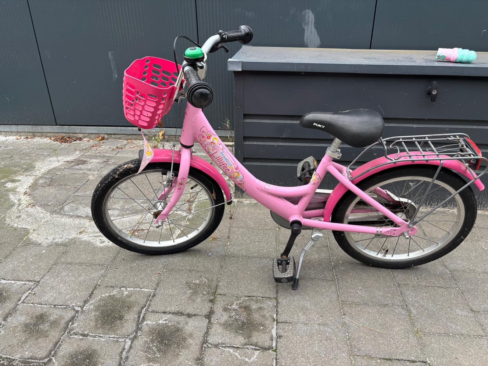 Roze kinderfiets-18 inch-met mandje, Ophalen, Zo goed als nieuw, 18 inch